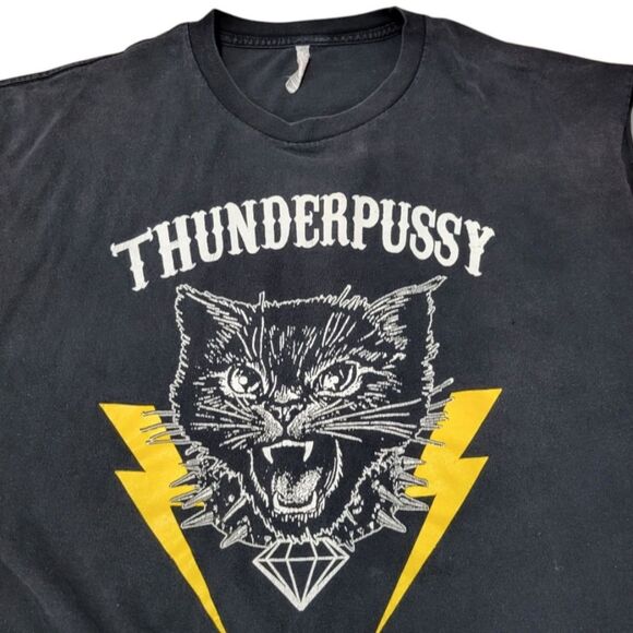 AAA Alstyle Apparel & Activewear Shirt Size XL ThunderPussy Cat Graphic T-Shirt - Picture 3 of 9